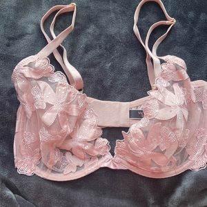 Victoria’s Secret 32ddd pale pink lace floral bra brand new